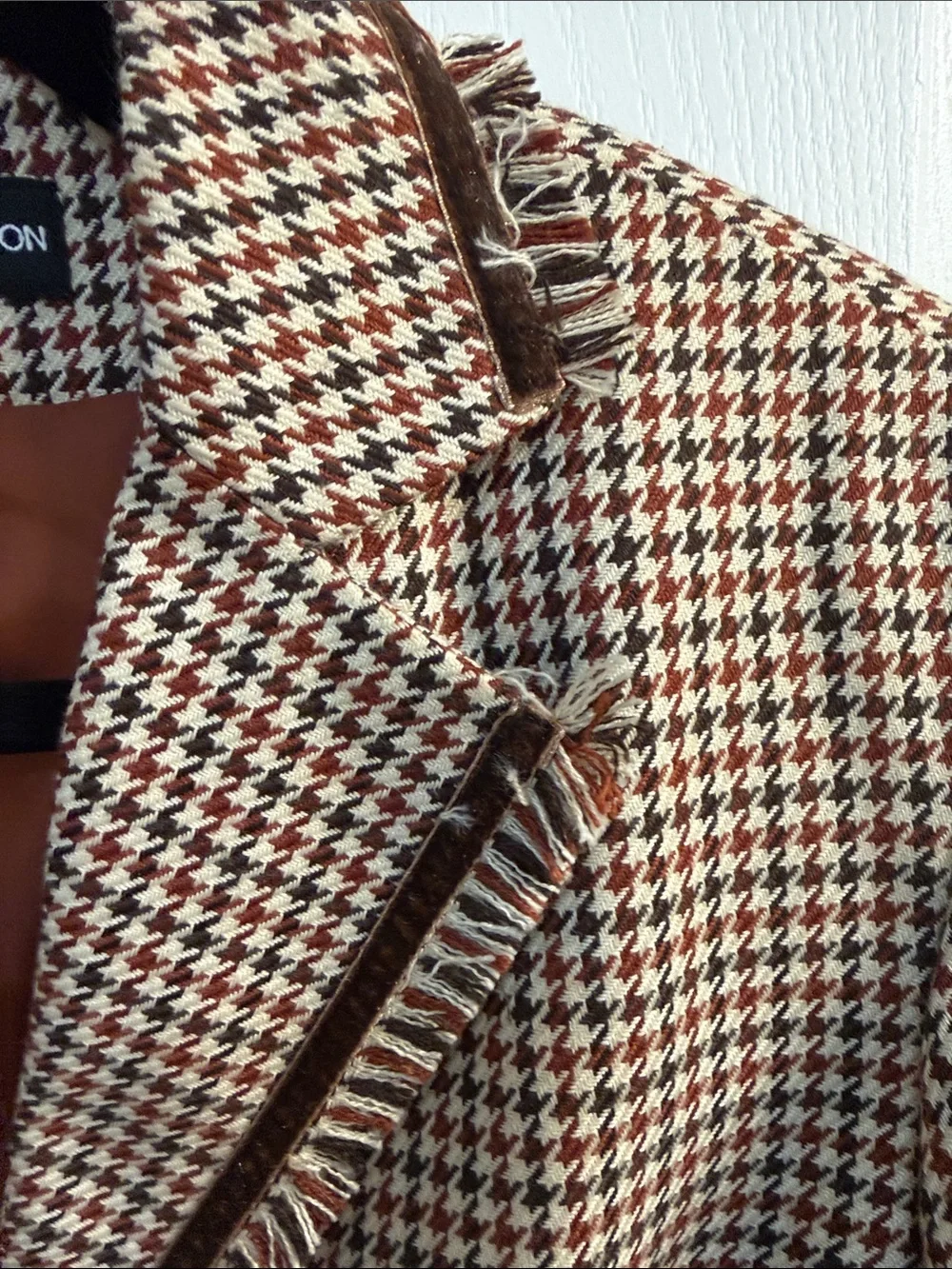 Norton McNaughton Brown & Cream Houndstooth Fringed Blazer - Picture 3 of 9